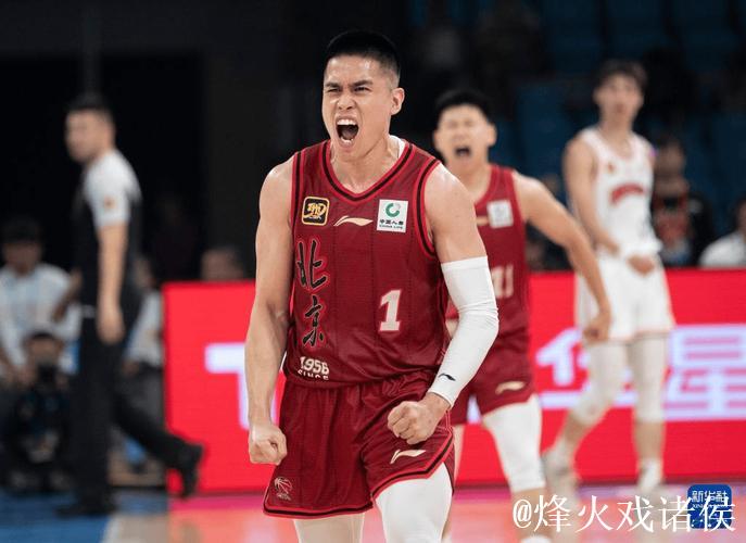 陈盈骏26分周琦15+11 北京主场力克辽宁迎三连胜 陈盈骏26分周琦15+11 北京主场力克辽宁迎三连胜